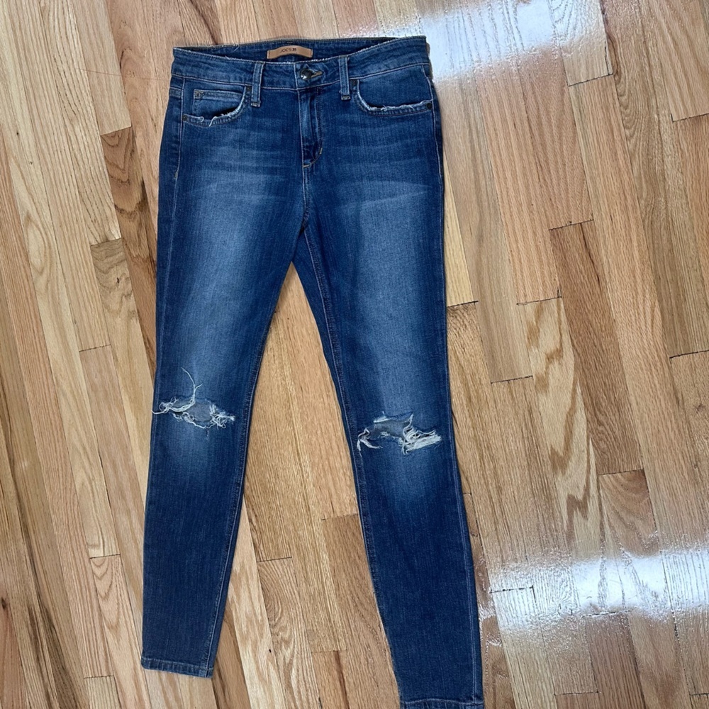 Joe’s Jeans mid rise skinny ankle